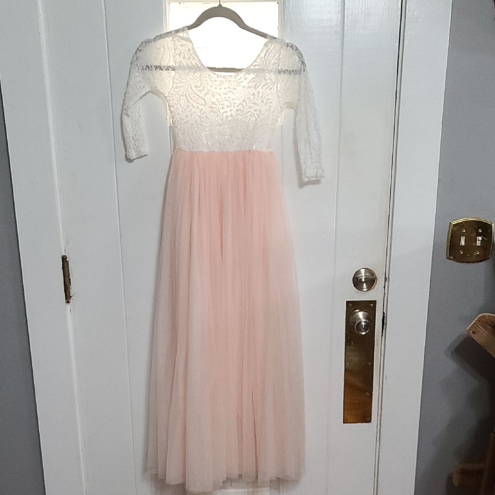 2 Bunnies Girls Dress Maxi Layered Tulle Lacy White/Peachy Lined Sz 10/12 EUC
